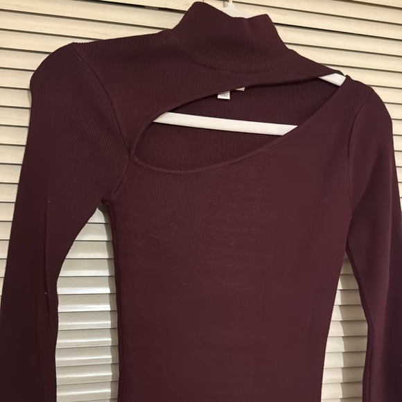 Pretty Lavish Shani Cut Out Knit Dress in burgundy - Picture 9 of 11